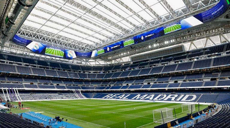 Lee más sobre el artículo Orange convierte el Santiago Bernabéu en un estadio inteligente con su red 5G+