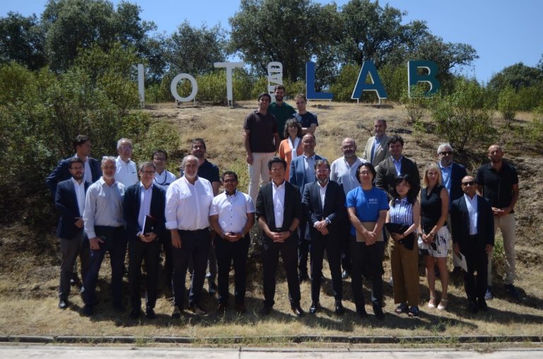 Lee más sobre el artículo Delegación japonesa explora el modelo de ciudad abierta e interoperable de Madrid y el IoTMADLab
